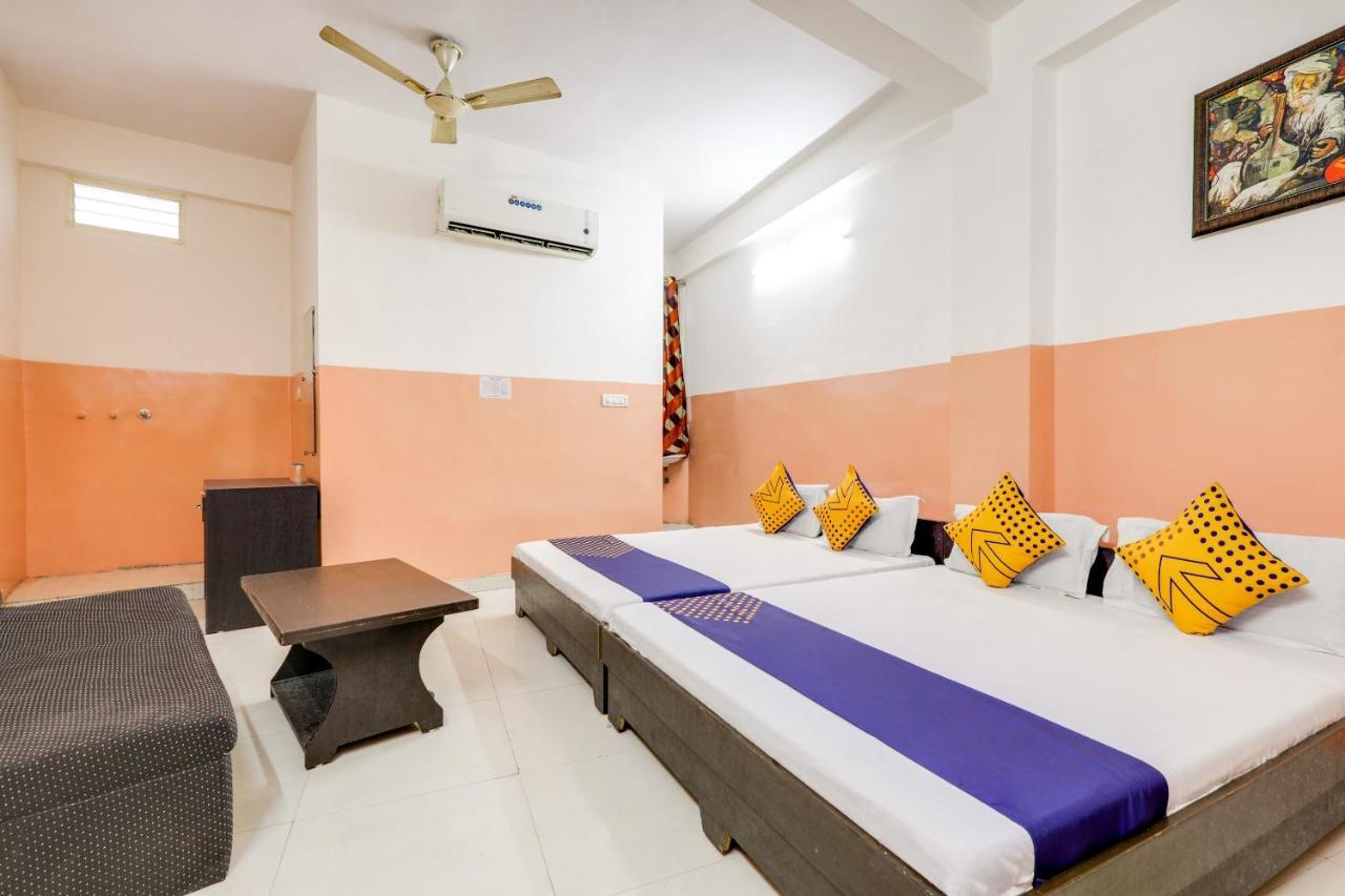 בהופאל Spot On 68590 Hotel Jagdamba Palace מראה חיצוני תמונה
